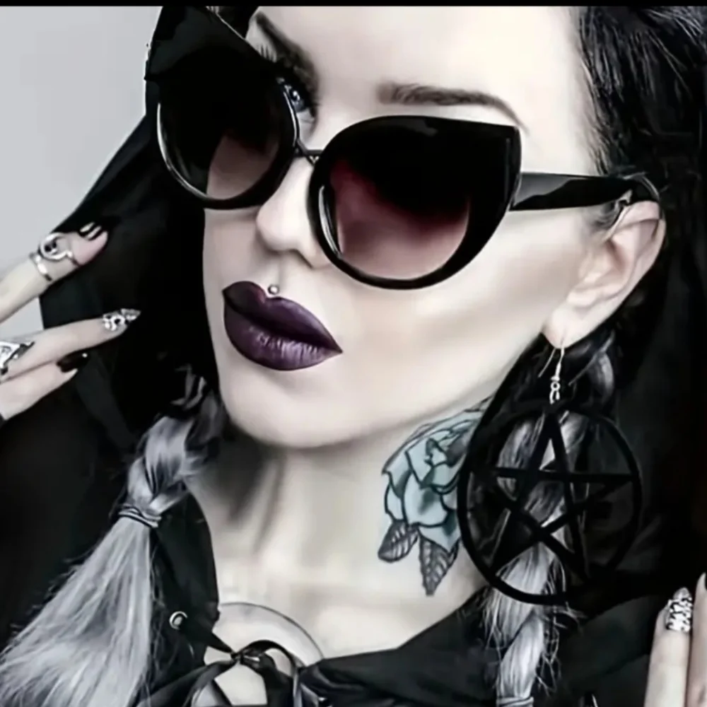 VON D Y2K CAT EYE BLACK DARK GOTH SUNGLASSES NWOT